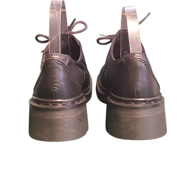 Dr. Martens 9264 Air Cushioned Sole Womens Shoes Black Leather Size 6 ENGLAND - Picture 7 of 15